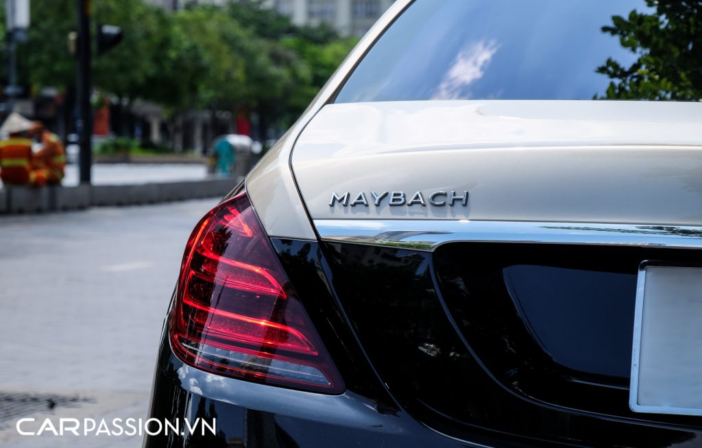 Mercedes-Maybach-S560-2-tong-mau-thu-hai-tai-viet-nam-17-1-1024x654.jpg