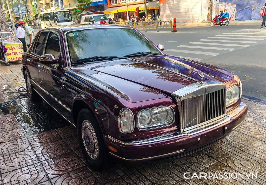 Hàng hiếm Rolls Royce Silver Seraph 1999 rao bán hơn 7 tỷ đồng tại Việt Nam