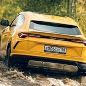 Lamborghini Urus chinh phục địa hình rừng núi tại Nga