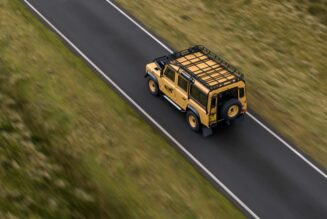 Land Rover Classic “hồi sinh” Defender Works V8 Trophy