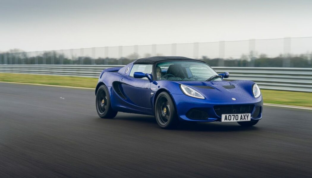 Lotus ra mắt bản Final Edition cho hai mẫu xe Elise và Exige