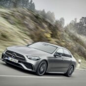 Mercedes-Benz ra mắt C-Class thế hệ mới: Diện mạo thể thao năng động, công nghệ hiện đại