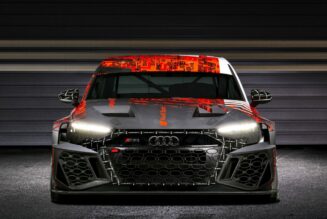 Audi ra mắt xe đua RS3 LMS với sức mạnh 340 mã lực