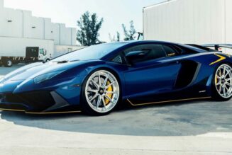 Lamborghini Aventador SV với trang bị mâm Vossen 3 mảnh lạ mắt