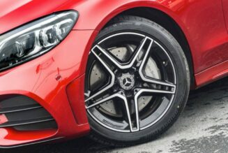 Xe Mercedes-Benz AMG line tại Việt Nam thay đổi thiết kế đĩa phanh