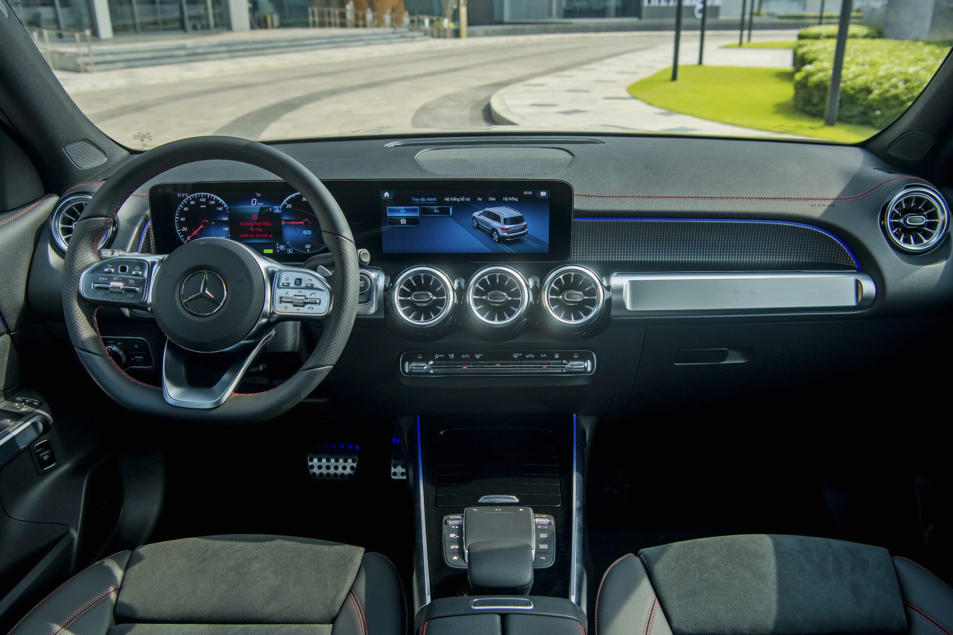 Chi tiết 3 mẫu xe SUV thuần điện Mercedes-Benz EQB, EQE, EQS vừa mới ra mắt