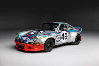 Xe đua huyền thoại Porsche Carrera RSR Martini Racing 1973 được rao bán 7,2 triệu USD