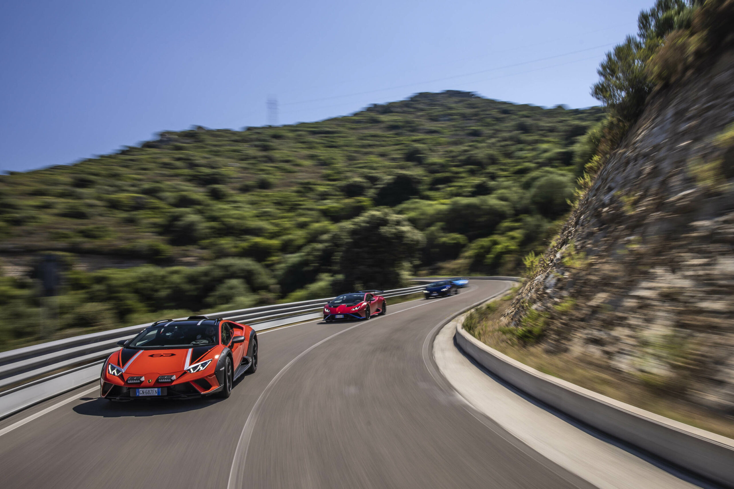 Trải nghiệm lái xe Lamborghini khởi hành từ Porto Cervo Lounge qua Costa Smeralda