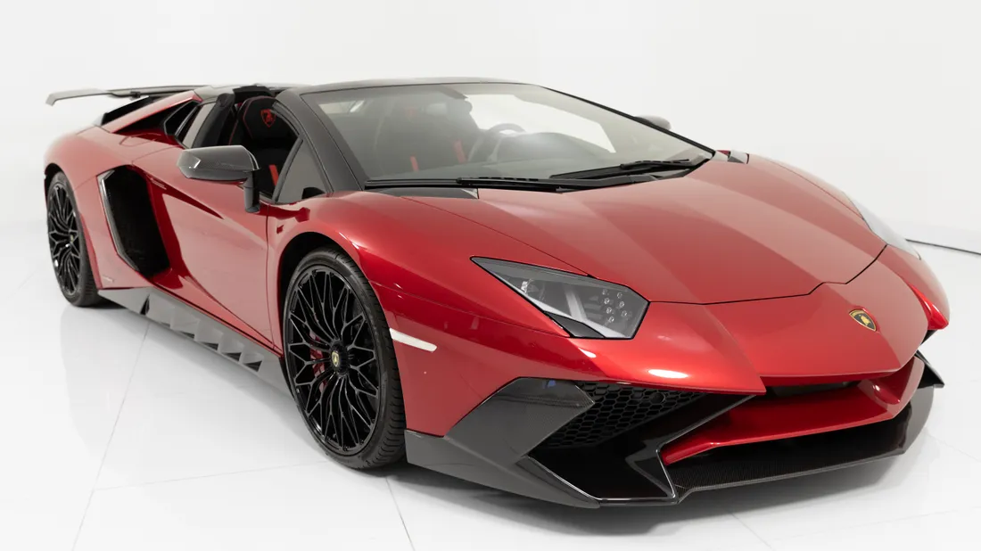 lamborghini-anh-2.webp