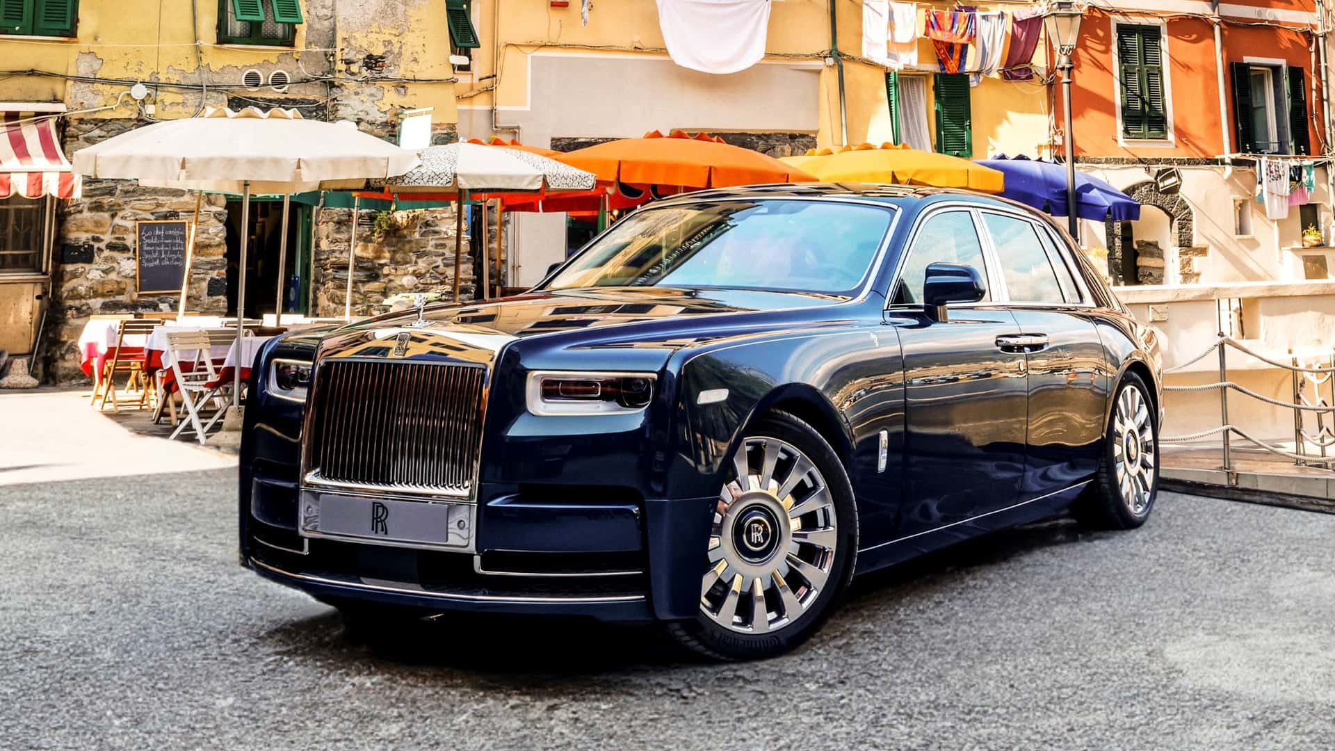 Rolls-Royce Phantom phiên bản đặc biệt Cinque Terre lấy cảm hứng từ 5 ngôi làng ven biển nước Ý