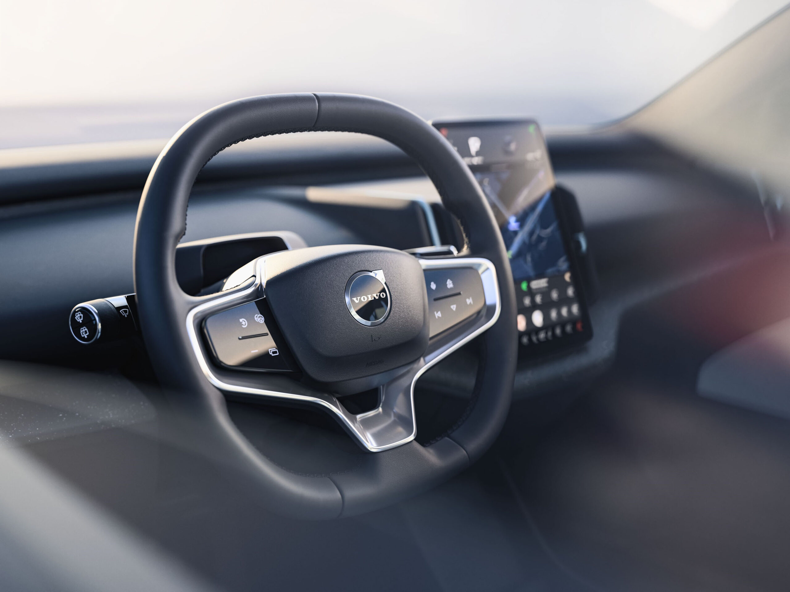 Volvo EX30 thuần điện tăng tốc 3,4 giây, giá từ 34.000 USD