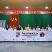 [4th Anniversary Porsche Club Vietnam] Trao 22 học bổng tại trường THPT Thái Phiên và THCS Chu Văn An