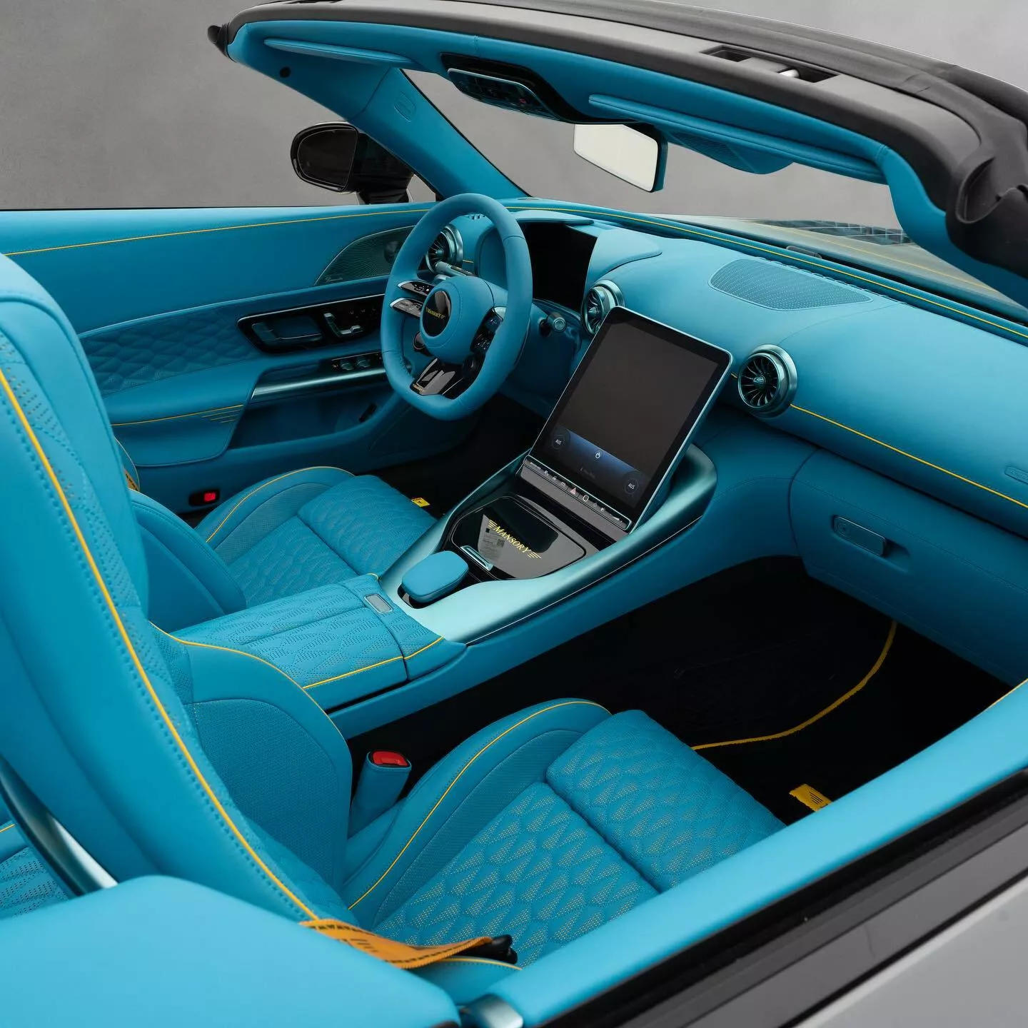Mercedes-AMG SL 63 nổi bật với gói độ Mansory, nước sơn quyến rũ và sức mạnh 850 mã lực