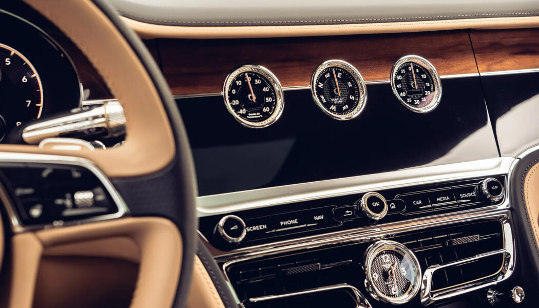 70% khách mua Bentley không muốn thấy màn hình thông tin giải trí trong xe