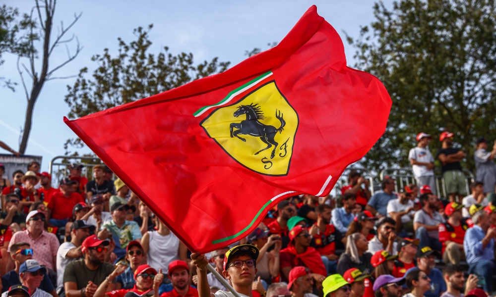 Ferrari phát triển đội đua thuyền tranh tài thế giới với thủ lĩnh Giovanni Soldini
