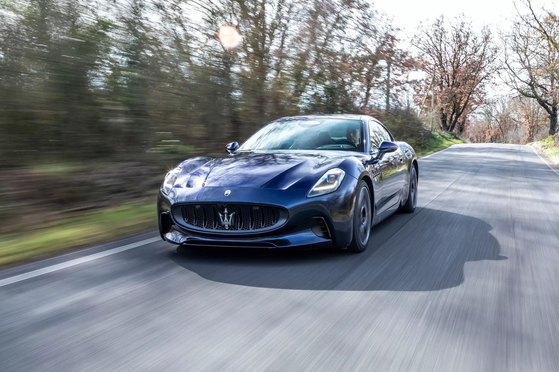 Maserati xác nhận ra mắt MC20 điện vào năm 2025 và Quattroporte điện năm 2028