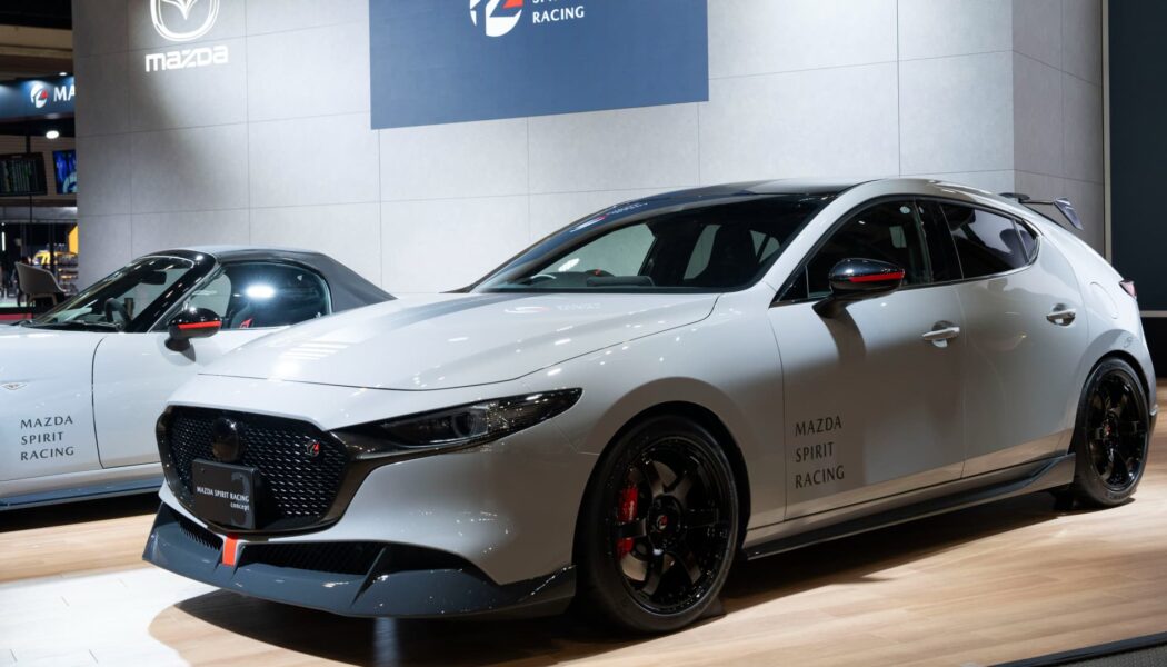 Mazda Spirit Racing 3 – đối thủ của Honda Civic Type R