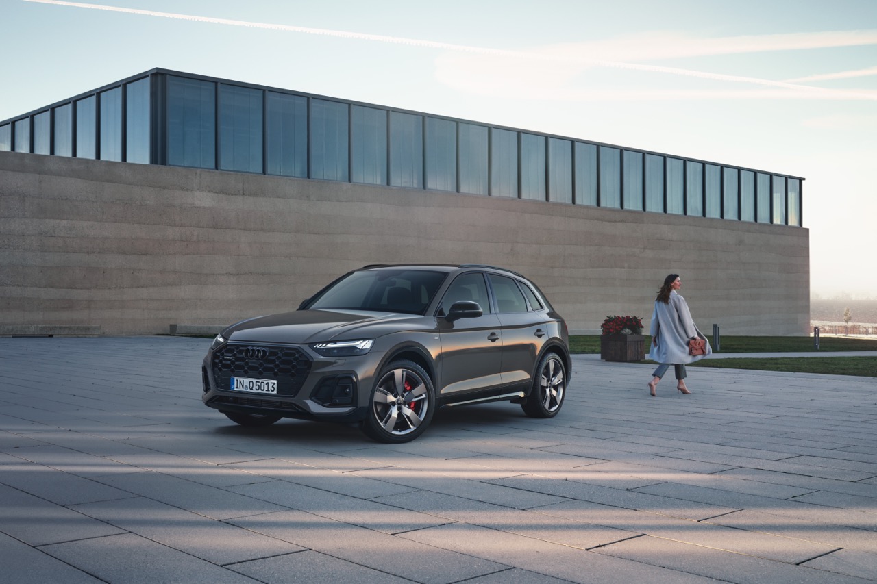 Audi Q5 phiên bản giới hạn Đen huyền bí sắp ra mắt tại Việt Nam, giá khởi điểm 2,299 triệu