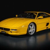 Dòng xe Ferrari F355 chính thức bước sang tuổi 30