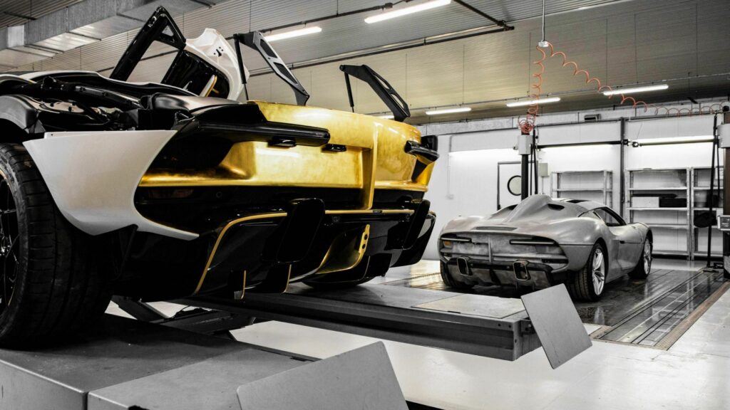 Touring Arese RH95 Vento D’Oro – Tuyệt tác nghệ thuật động ra đời sau hơn 5000 giờ chế tác