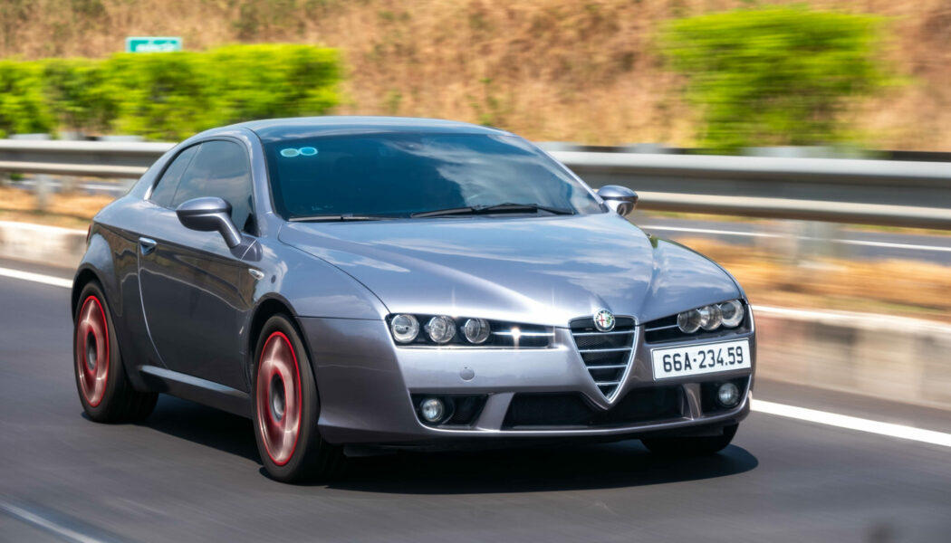 Đánh giá Alfa Romeo Brera: Coupe hai cửa cực hiếm tại Việt Nam, xứng đáng để sưu tầm