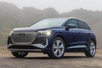 Audi Q4 e-tron 2024 mạnh hơn và đi được xa hơn, giá không đổi