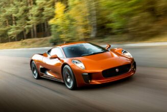 Jaguar C-X75 – Siêu xe từng đóng phim điệp viên 007 sắp lăn bánh trên đường