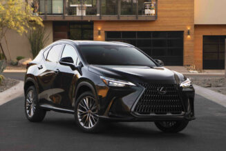 Lexus NX 2025 cải tiến thêm tiện ích, giá bán cũng tăng