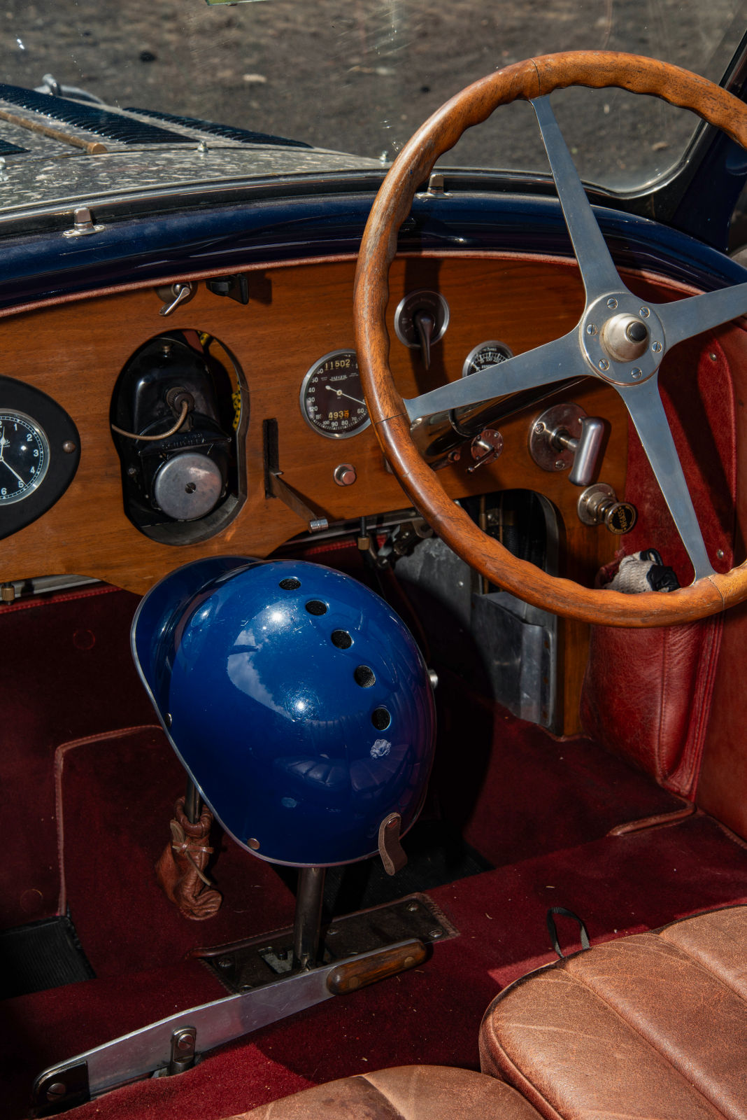 Dàn Bugatti cổ đắt giá tham gia hành trình hơn 1.000 km tại Sicily