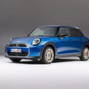 MINI Cooper 2025 phiên bản 5 cửa ra mắt, gia tăng kích thước và cải tiến động cơ