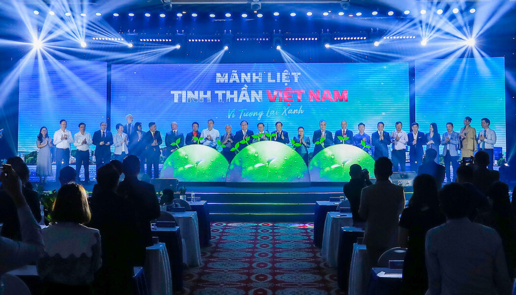 Vingroup phát động chiến dịch “Mãnh liệt tinh thần Việt Nam – Vì tương lai xanh”
