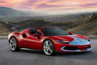 Ferrari giới thiệu gói gia hạn bảo hành hệ thống Hybrid cho khách hàng