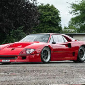 Chiếc Ferrari F40 độ động cơ V12 Simpson Motorsport tìm chủ sở hữu mới