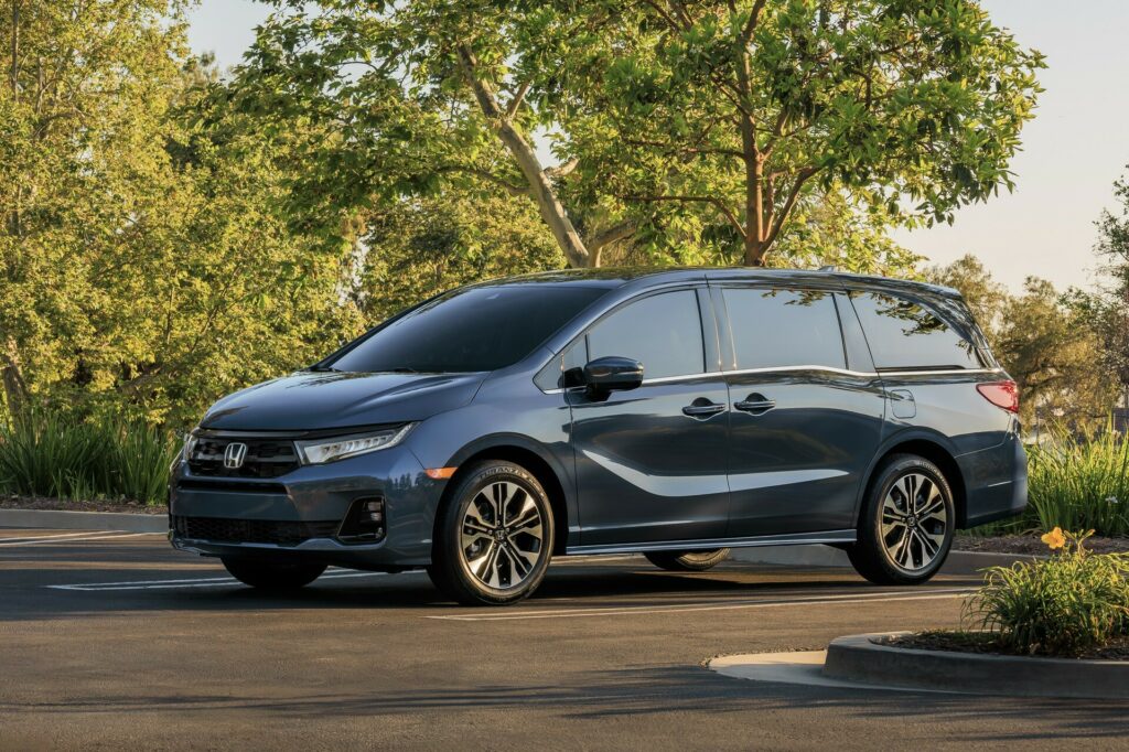 Honda Odyssey 2025 ra mắt với các nâng cấp hiện đại