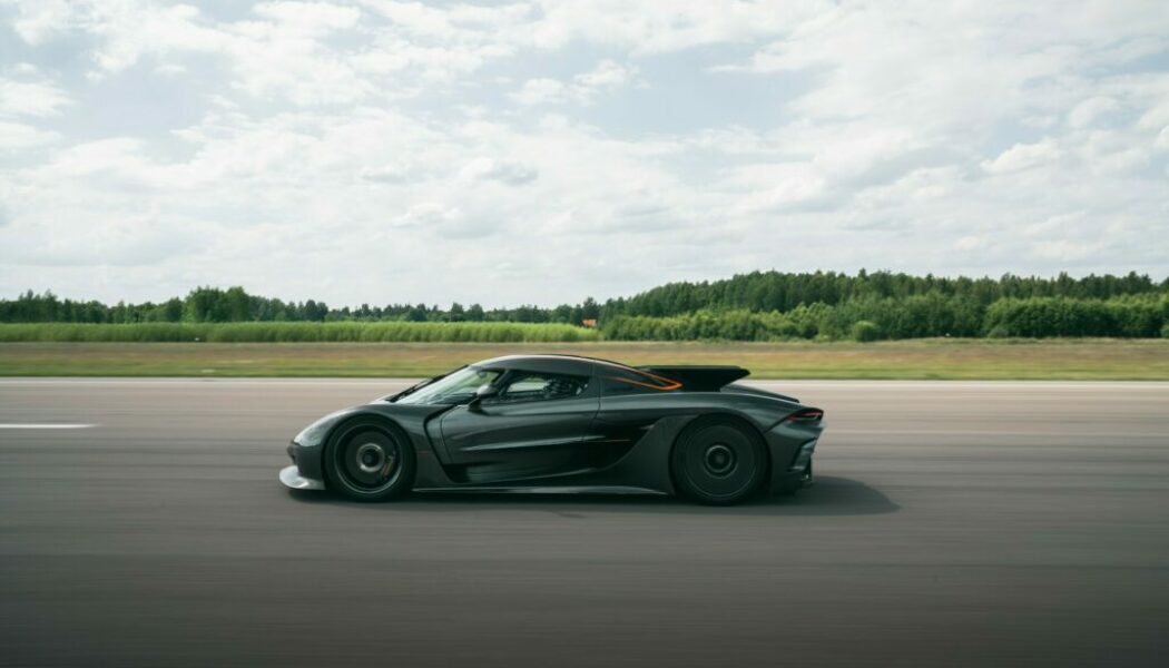 Koenigsegg tự phá kỷ lục tốc độ 0-400-0 km/h của chính mình với thời gian 27,83 giây