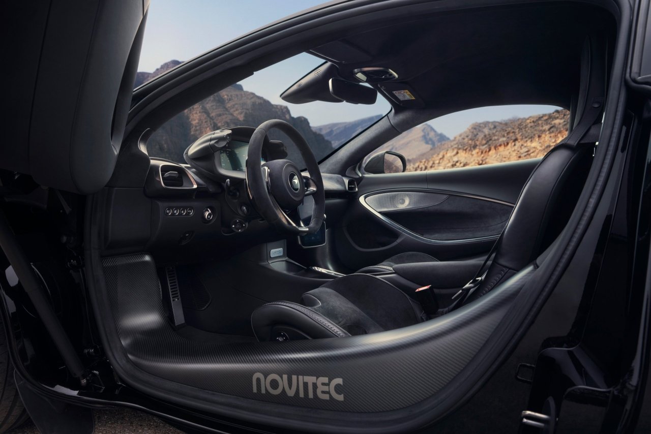 Novitec ra mắt gói độ khí động học dành cho McLaren Artura, cánh gió “mượn” của Koenigsegg Jesko