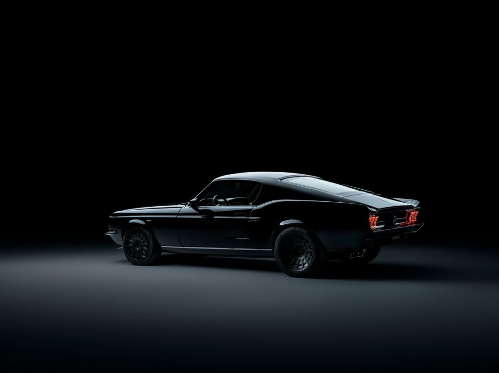 Thương hiệu Charge Cars hé lộ xe độ Mustang 1967 với động cơ điện, giá quy đổi hơn 11 tỷ Đồng