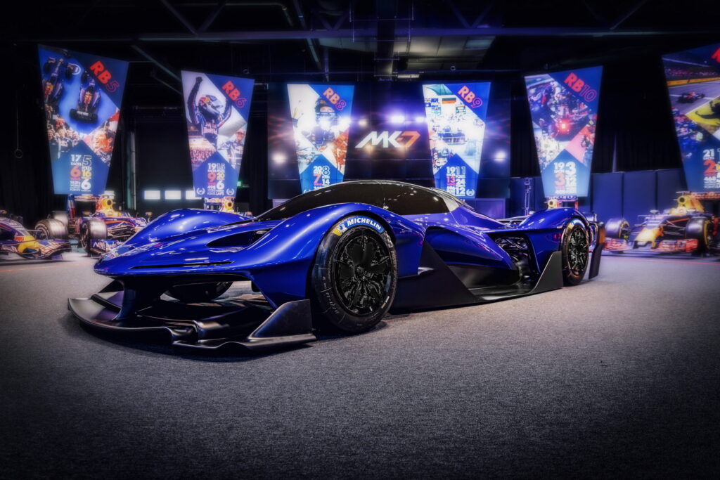 Red Bull RB17 Hypercar – Siêu phẩm Hybrid mạnh 1.184 mã lực, dự kiến gần 6,5 triệu Đô mỗi chiếc