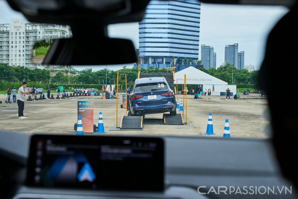 Thử sức BMW X-Series với sa hình quốc tế và lái MINI chạy Gymkhana | BMW xDRIVE CHALLENGE DAY & MINI CIRCUIT ADVENTURE