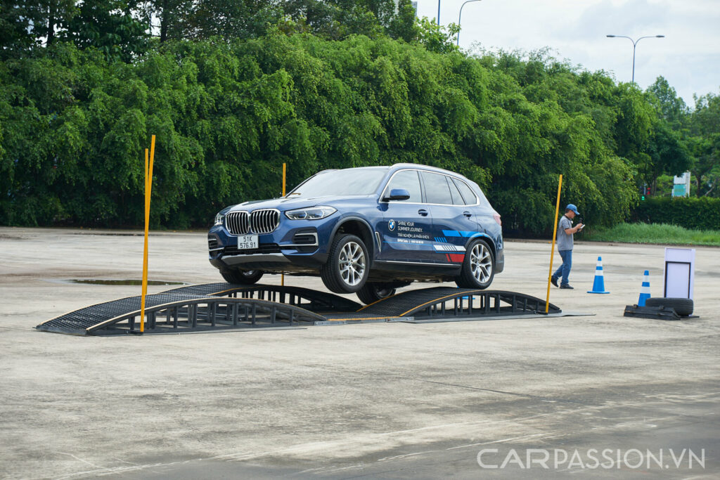 Thử sức BMW X-Series với sa hình quốc tế và lái MINI chạy Gymkhana | BMW xDRIVE CHALLENGE DAY & MINI CIRCUIT ADVENTURE