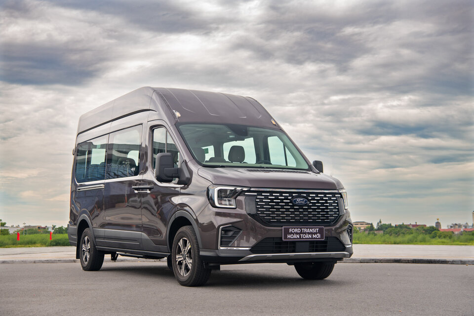 ford-transit-2024-vn-01.jpg