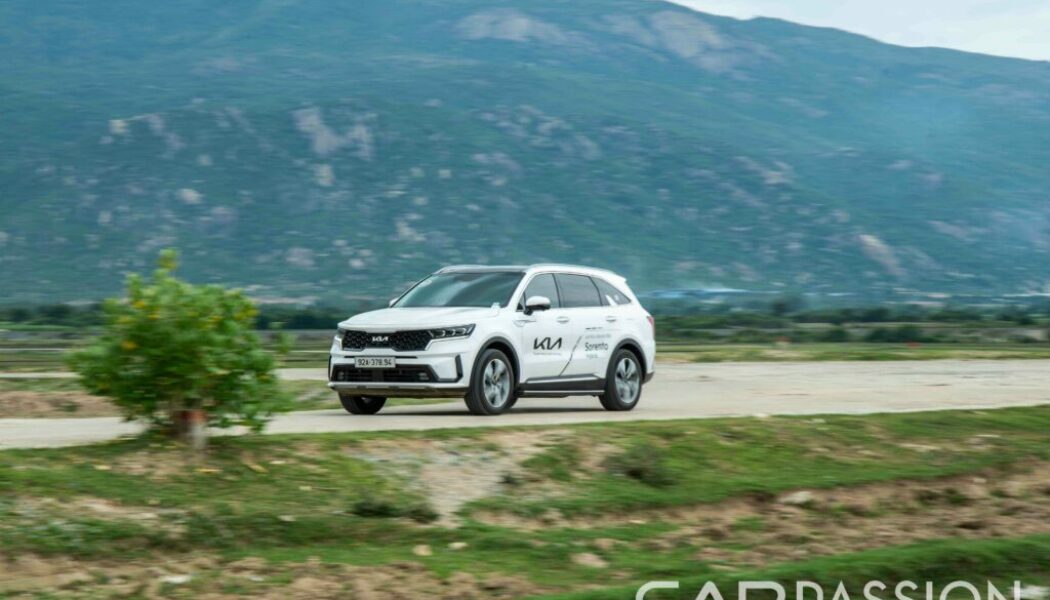 Đánh giá xe Kia Sorento HEV sau 700 km: Tiện nghi, hiệu suất cao và tiết kiệm nhiên liệu