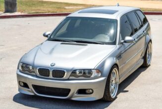 BMW E46 độ M3 Touring độc đáo được đưa lên sàn đấu giá