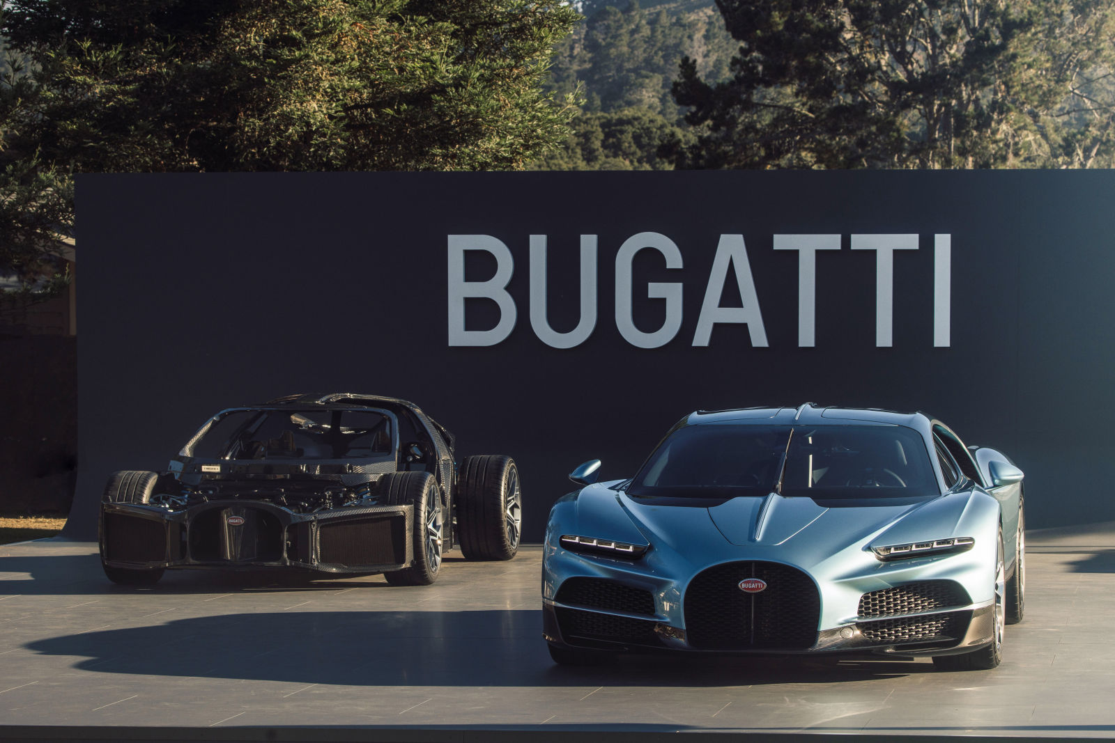 Nhìn lại dàn “siêu phẩm” Bugatti tại tuần lễ xe hơi Monterey