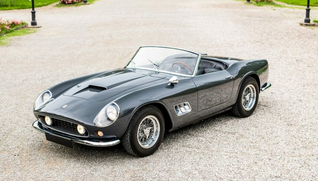 Xe cổ Ferrari 250 GT California Spider tuyệt đẹp tìm thấy chủ mới với giá quy đổi hơn 425 tỷ Đồng