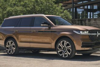 Lincoln Navigator 2025 được nâng cấp toàn diện với nội thất hiện đại, màn hình hiển thị cỡ lớn