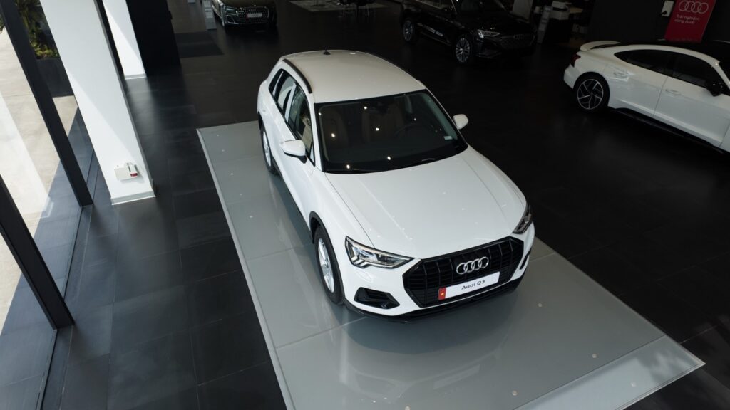 Audi Q3 Advanced phiên bản Black Edition tại Việt Nam chốt giá 1,89 tỷ đồng