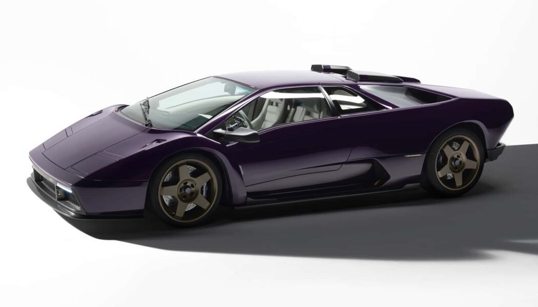 Lamborghini Diablo hồi sinh với động cơ V12 kết hợp với các trang bị hiện đại