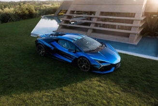 Lamborghini Revuelto Opera Unica – siêu xe độc bản với lớp sơn màu xanh có 3 sắc thái ấn tượng