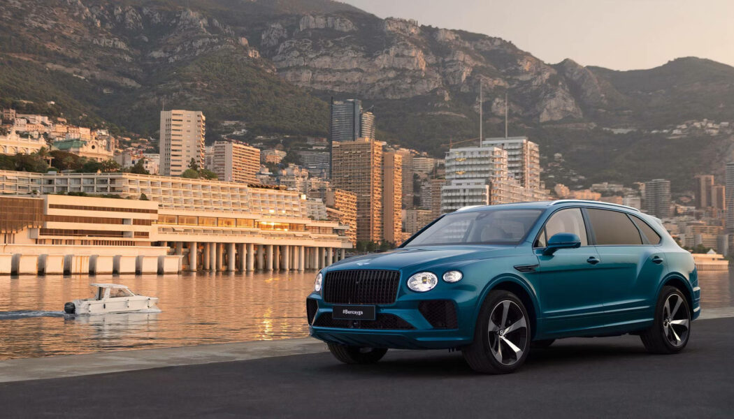 Bentley Bentayga Azure Riviera Collection – bản đặc biệt lấy cảm hứng từ biển và du thuyền hiện đại